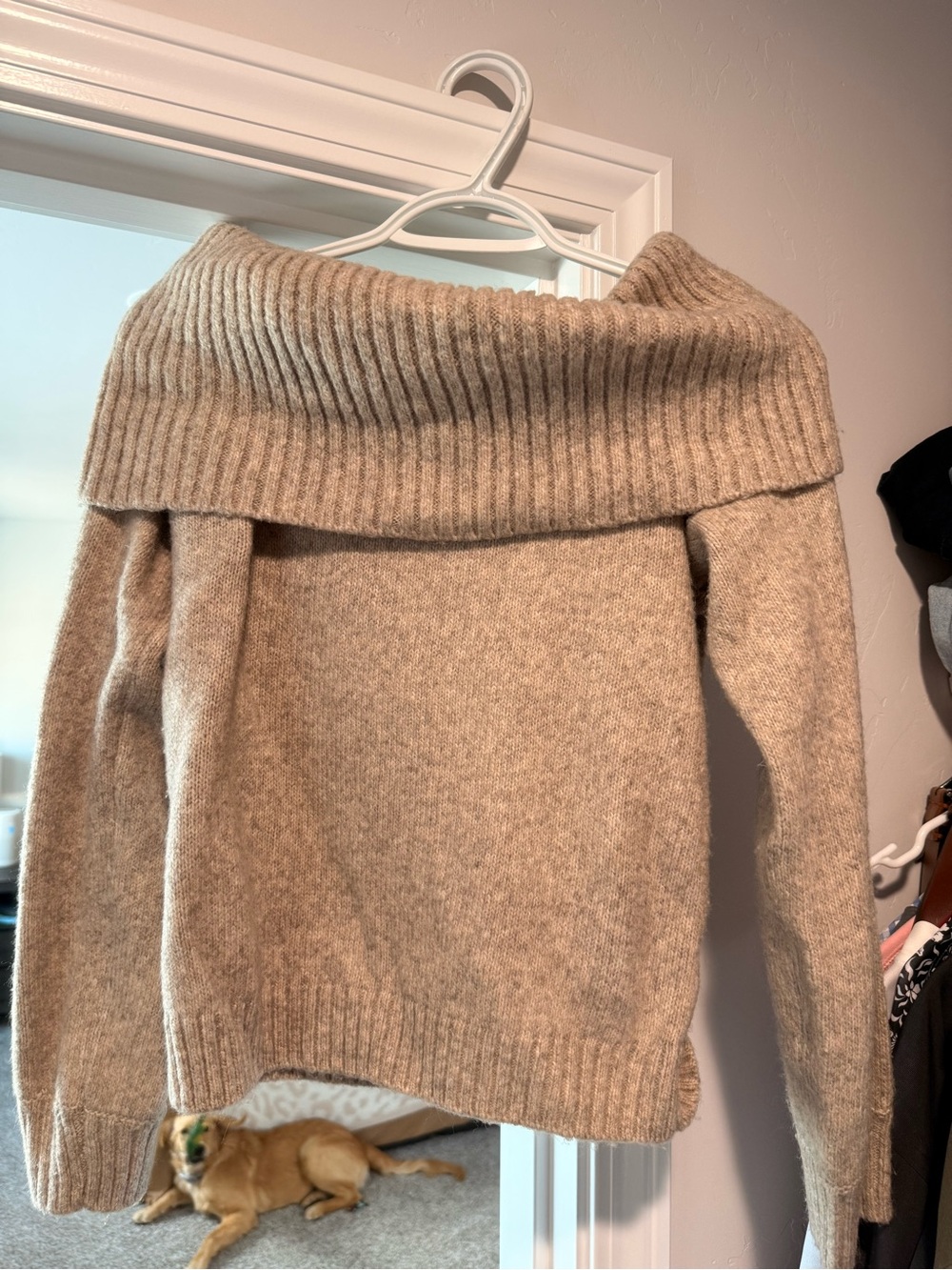 Abercrombie & Fitch Beige Off-the-Shoulder Ribbed Foldover Sweater